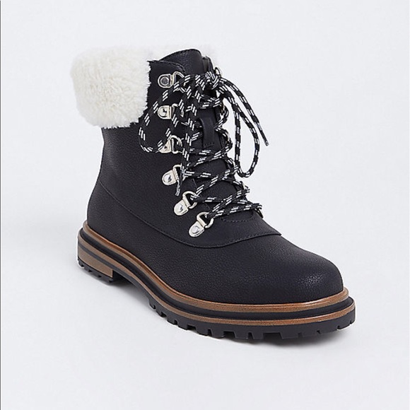 torrid Shoes - Nwt Torrid size 10W black hiker shearling boots